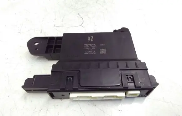 Toyota Prius (XW50) Air conditioning/heating control unit 8865047580 2775000501