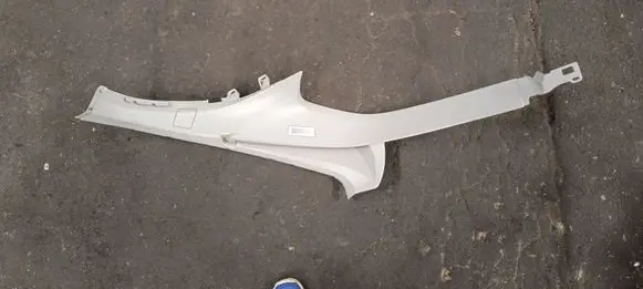 BMW 3 E90 E91 (D)pillar trim (top) 003990012500