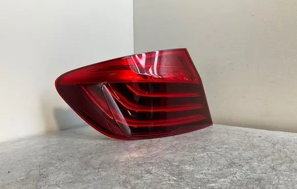 BMW 5 F10 F11 Rear/tail lights 18408001