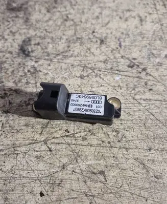 Audi A3 S3 8L Airbag deployment crash/impact sensor 8L0959643C 0230906K298G 260602