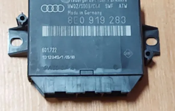 Audi A4 S4 B7 8E 8H Parking PDC control unit/module 8E0919283