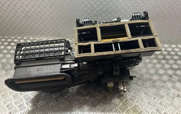 Opel Astra J Interior heater climate box assembly 13338026