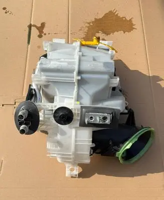 Peugeot 2008 I Interior heater climate box assembly 96722348ZD N670731B969