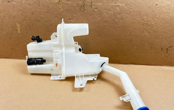 Ford Mustang Mach-E Windshield washer fluid reservoir/tank LJ8B17B613BG