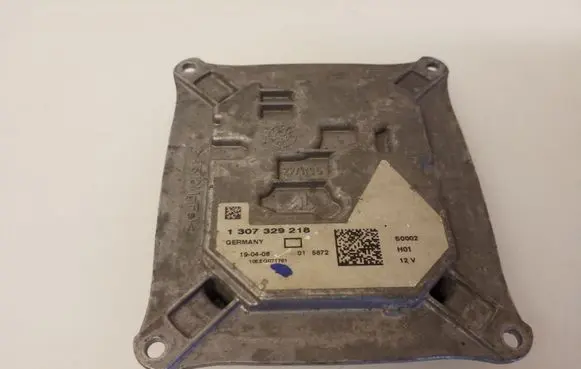 Audi A4 S4 B7 8E 8H Headlight ballast module Xenon 1307329218