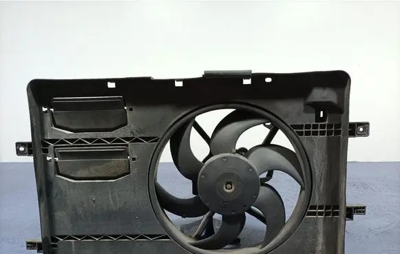 Electric radiator cooling fan