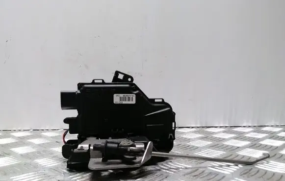 Audi A4 S4 B6 8E 8H Rear door lock 8E2837015C