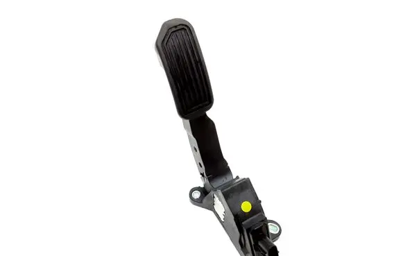 Toyota RAV 4 (XA40) Accelerator throttle pedal 781100W040