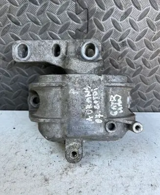 Volkswagen Touran I Engine mount bracket 1K0199262AS