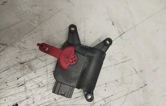 Audi A4 S4 B7 8E 8H Air flap motor/actuator 0132801301 663825XD 8E1820511