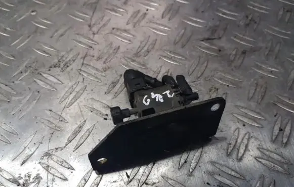 Nissan Primera Turbo solenoid valve