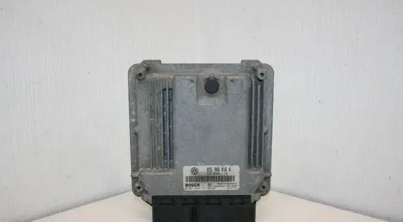 Volkswagen Caddy Engine control unit/module 03G906016A 0281010731 1039S02834
