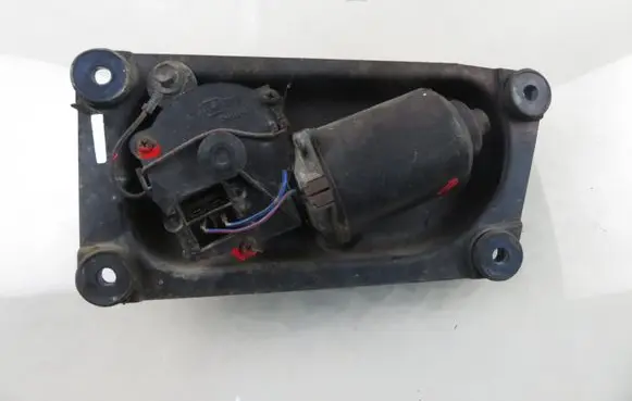 Suzuki Grand Vitara I Wiper motor