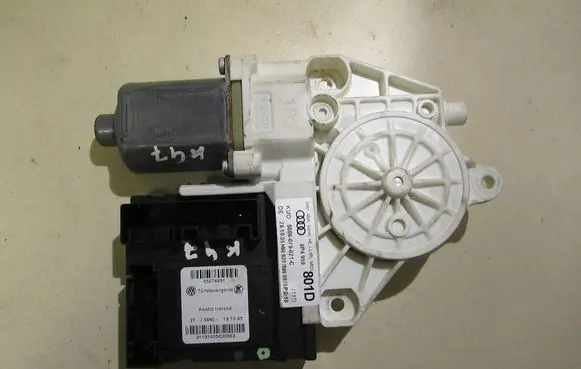 Audi A3 S3 A3 Sportback 8P Rear door window regulator motor 8P4959801D 0070PS10 S006079021C