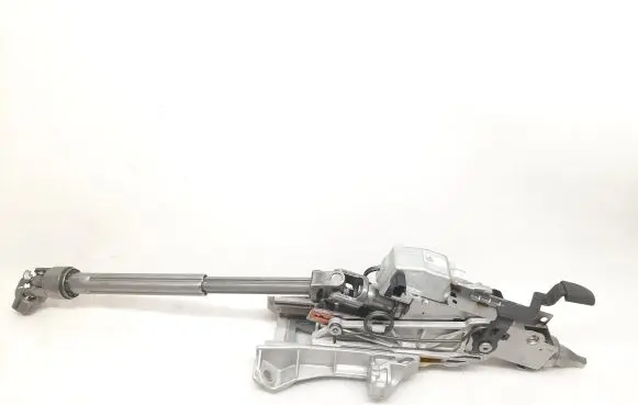Steering wheel axle set