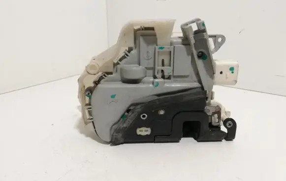 Audi A4 S4 B8 8K Front door lock 8J1837015C