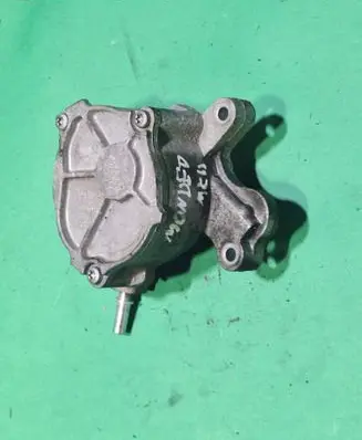 Ford Mondeo MK IV Vacuum pump 9684786780