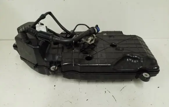 Mercedes-Benz GLC X253 C253 AdBlue liquid reservoir A2534707701