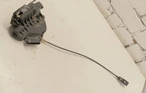 Ford Ranger Rear door lock AB39A26412CB