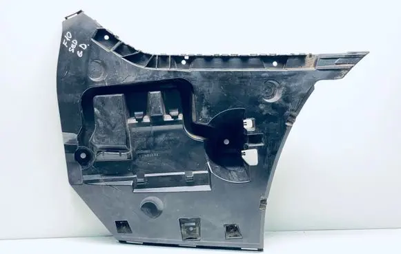 BMW 5 F10 F11 Bumper support mounting bracket corner 7184768 51127184768