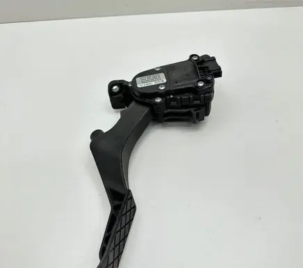 Volkswagen Transporter - Caravelle T5 Accelerator throttle pedal 7H1721503D 6PV00849503