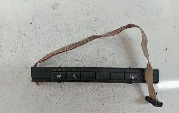 BMW 3 E90 E91 Seat heating switch 6131696259105 03743652