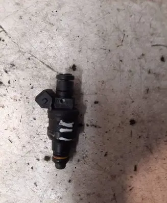 Audi A3 S3 8L Fuel injector 058133551