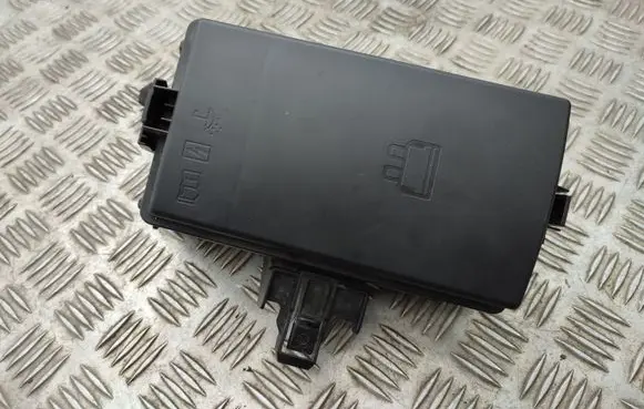 Volkswagen Golf Sportsvan Fuse box set 5Q0907361D