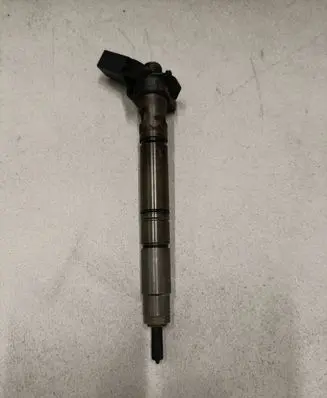 Volkswagen Touareg II Fuel injector 059130277CD 0445117