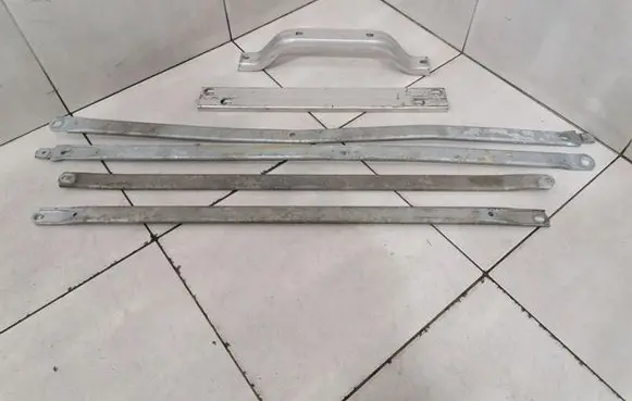 Mercedes-Benz SL R231 Other under body part A2315200032