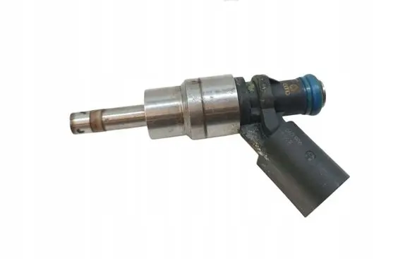 Audi A4 S4 B6 8E 8H Fuel injector 0261500011