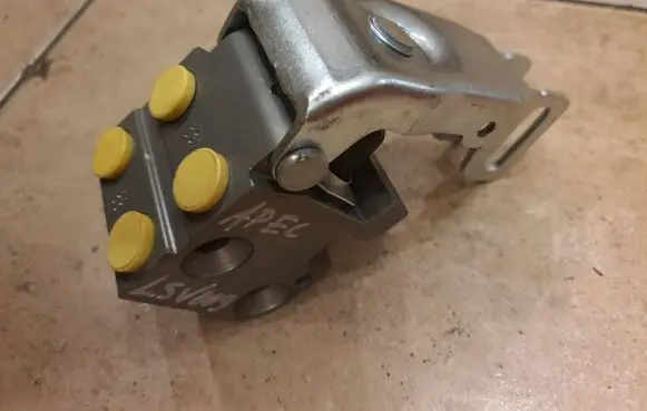 Audi 80 90 B3 Brake power pressure regulator LSV009 2624 APECLSV009