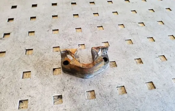 BMW X5 E70 Fuel Injector clamp holder