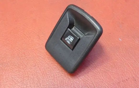 Renault Trafic III (X82) Electric window control switch