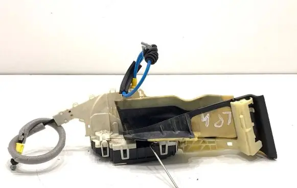 Mercedes-Benz E W212 Front door lock