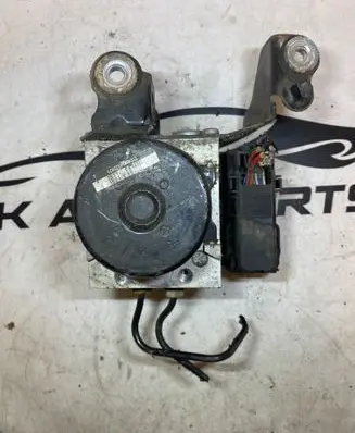 Volvo XC70 ABS Pump 31261142 6078070005D 10092604043