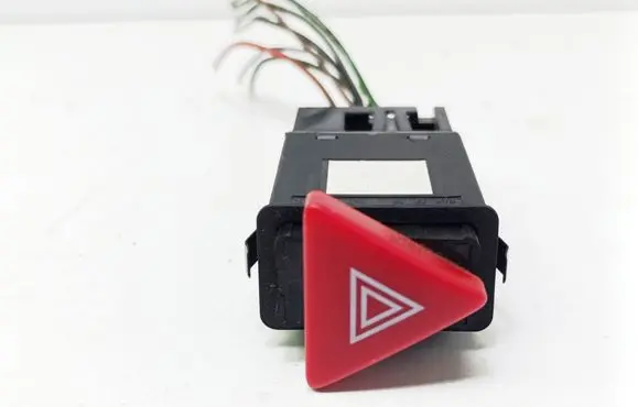 Skoda Octavia Mk1 (1U) Hazard light switch