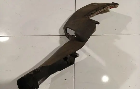 Citroen C5 (D) pillar trim (bottom) 20035