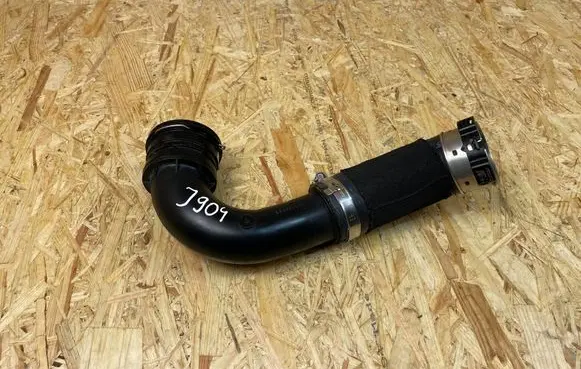 Land Rover Evoque I Intercooler hose/pipe HJ326C646 GJ326C715