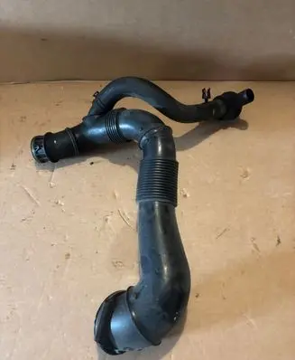 Porsche Macan (95B) Air intake hose/pipe 95B128532A