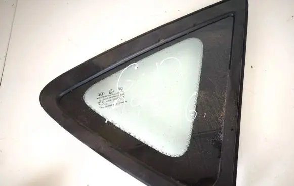 Hyundai i30 Rear side window as2