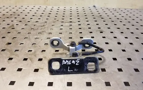 BMW X3 E83 Tailgate/trunk/boot hinge 340037709