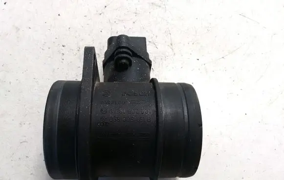 Volkswagen Caddy Mass air flow meter 0281002531 038906461B