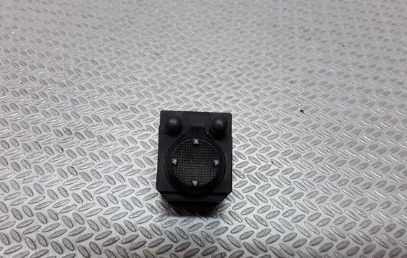 Wing mirror switch