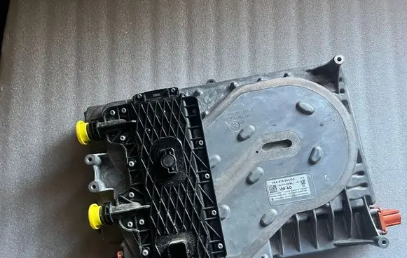 Volkswagen ID.4 Voltage converter inverter 1EA915684EA