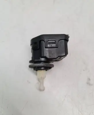 Volkswagen Golf IV Headlight level adjustment motor 1J0941295C
