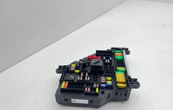 BMW X3 F25 Fuse module 9315151 317033454 10250324