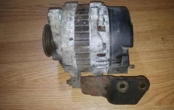 Hyundai Grandeur Generator/alternator 3730039010 37300-39010