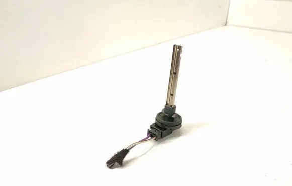 Mercedes-Benz E W212 Coolant temperature sensor DALISID1324 A2218300372 2218300372