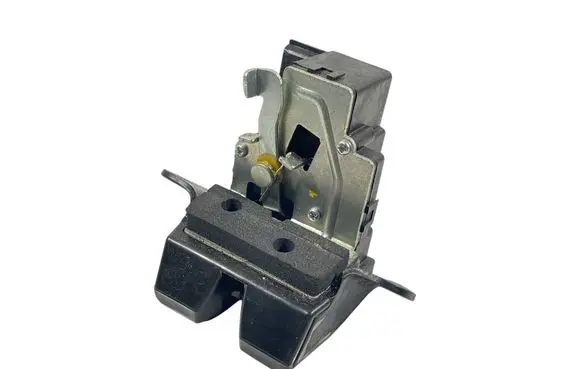 Hyundai ix35 Loading door lock 812302S000